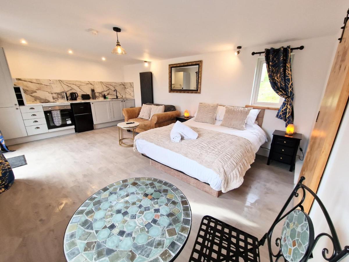 Kaoglen Lodge - Fawn Pod - Hot Tub - Dogs - Pitlochry - Luxury Blairgowrie and Rattray Esterno foto