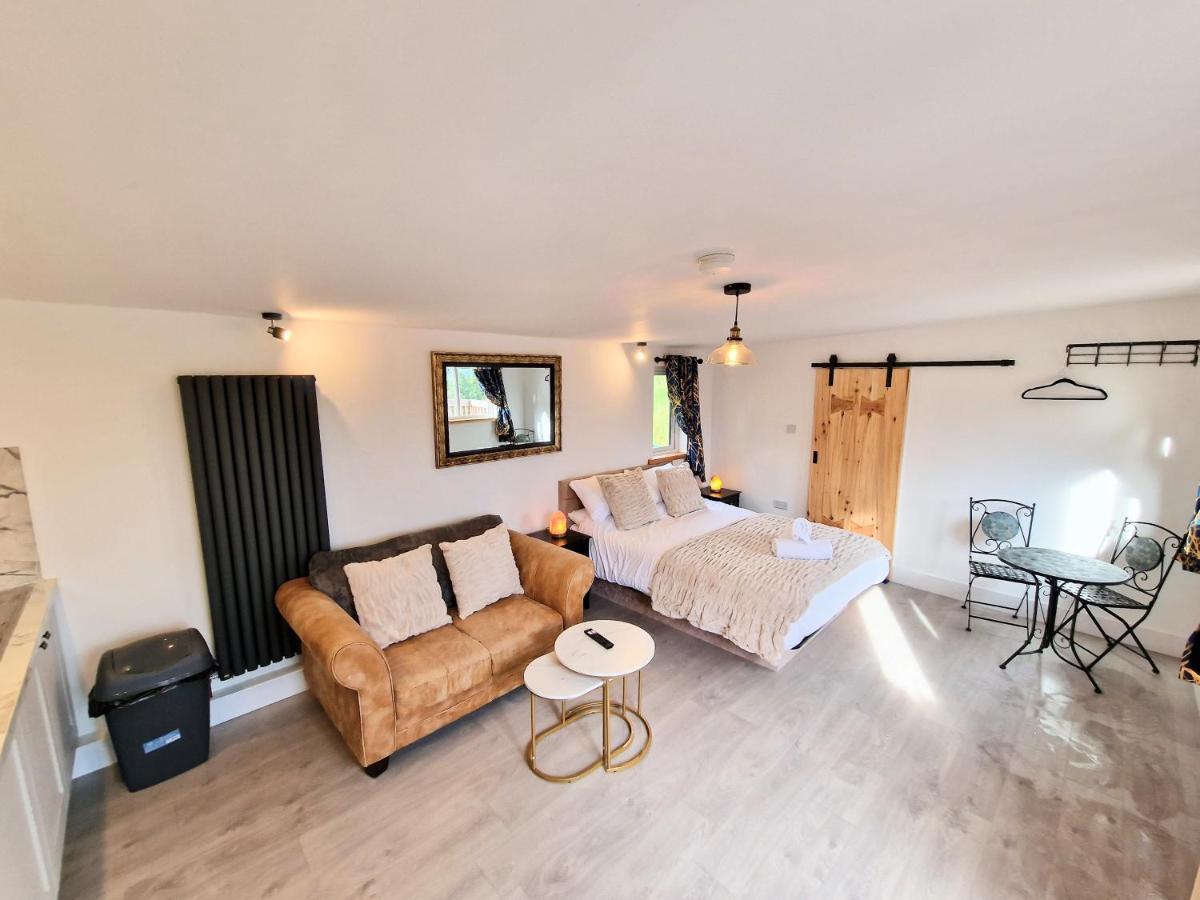 Kaoglen Lodge - Fawn Pod - Hot Tub - Dogs - Pitlochry - Luxury Blairgowrie and Rattray Esterno foto