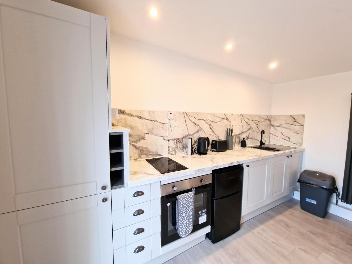 Kaoglen Lodge - Fawn Pod - Hot Tub - Dogs - Pitlochry - Luxury Blairgowrie and Rattray Esterno foto