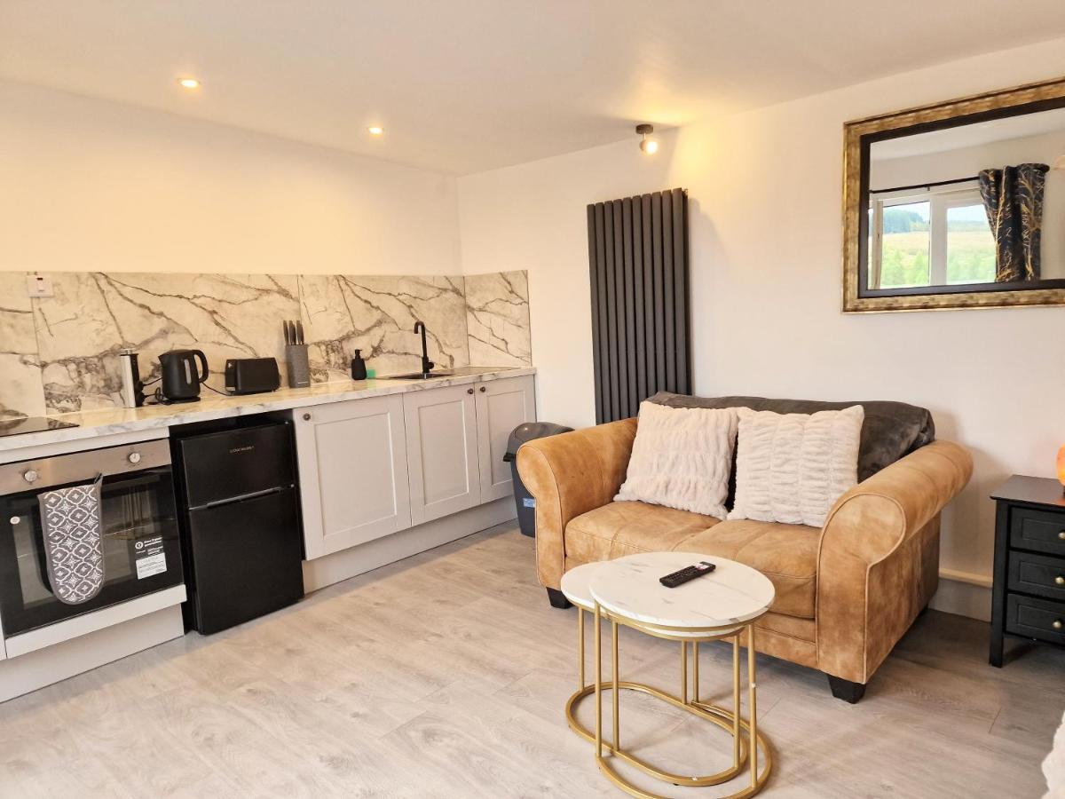 Kaoglen Lodge - Fawn Pod - Hot Tub - Dogs - Pitlochry - Luxury Blairgowrie and Rattray Esterno foto