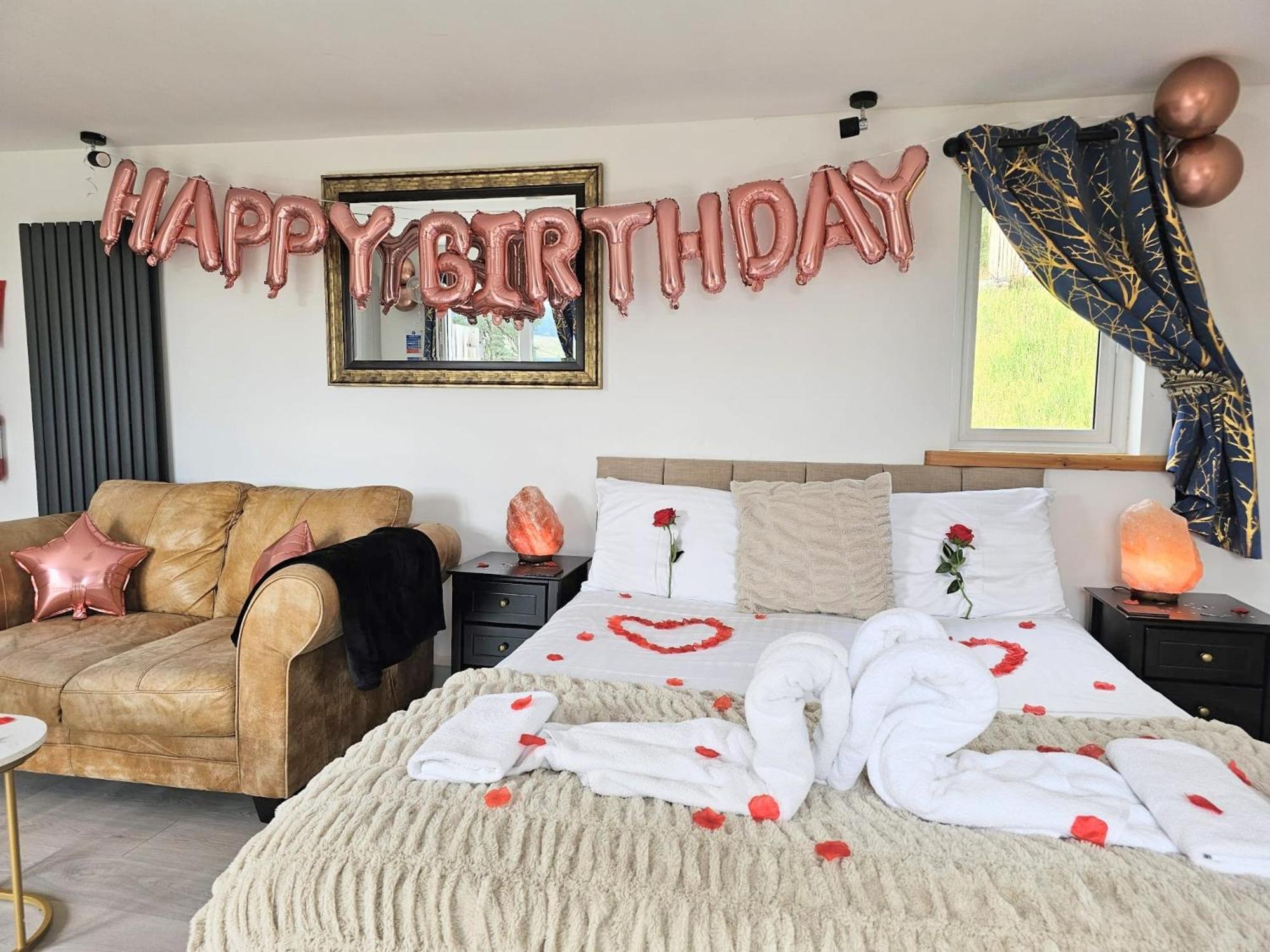 Kaoglen Lodge - Fawn Pod - Hot Tub - Dogs - Pitlochry - Luxury Blairgowrie and Rattray Esterno foto